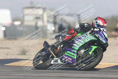 media/Jan-18-2026-CVMA (Sun) [[519f600f45]]/Race 12- Formula 40 MW and LW/